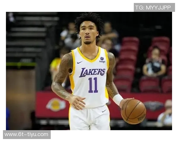 哈克斯开季表现出色场均157分7篮板期待保持健康状态 哈克斯开季表现出色场均157分7篮板期待保持健康状态