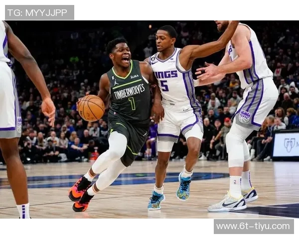 爱德华兹精彩突破拉杆换手上篮展现超强观赏性引发全场欢呼 爱德华兹精彩突破拉杆换手上篮展现超强观赏性引发全场欢呼